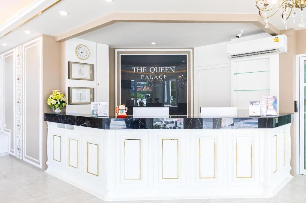 The Queen Palace バンコク都 エクステリア 写真